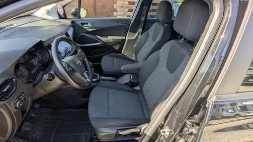 OPEL Crossland X -
