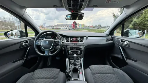 PEUGEOT 508 -