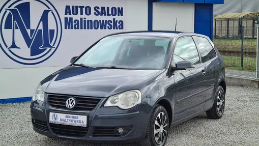 VOLKSWAGEN Polo -