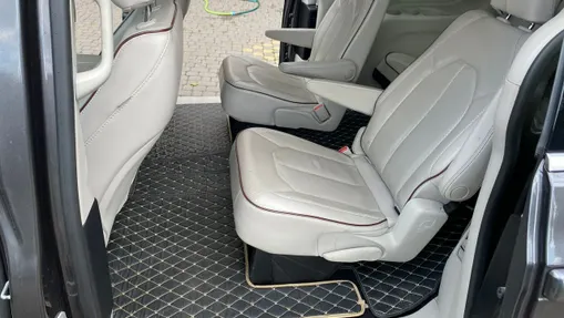 CHRYSLER Pacifica -