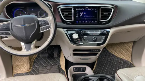 CHRYSLER Pacifica -
