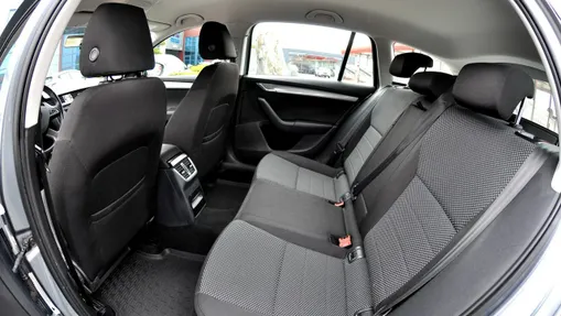 SKODA Octavia -