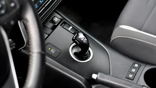 TOYOTA Auris -