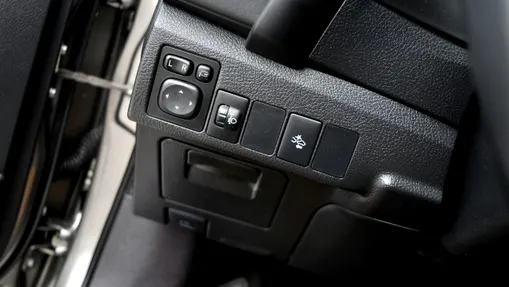 TOYOTA Auris -