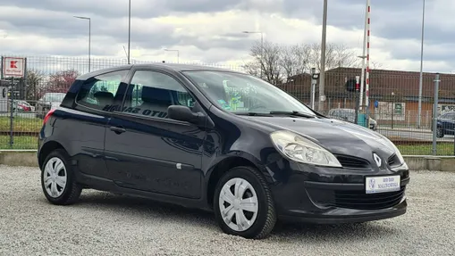 RENAULT Clio -