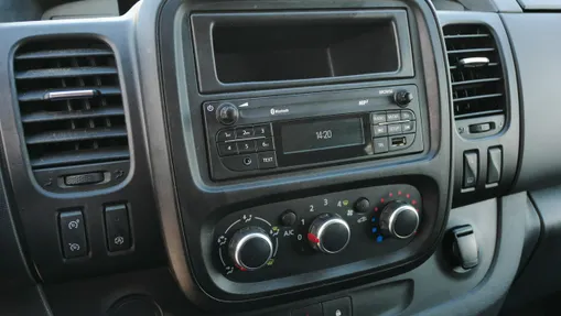 RENAULT Trafic -