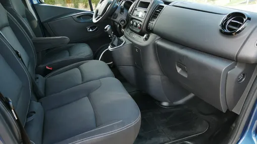 RENAULT Trafic -