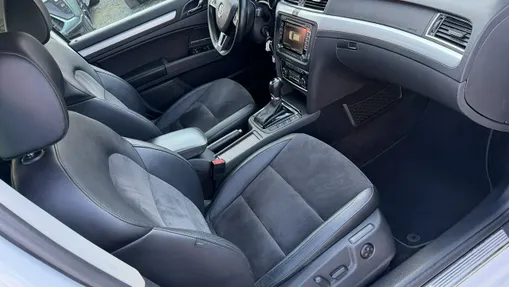 SKODA Superb -