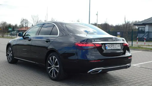 MERCEDES-BENZ E Klasa -