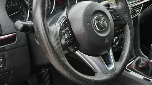 MAZDA 6 -
