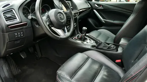 MAZDA 6 -
