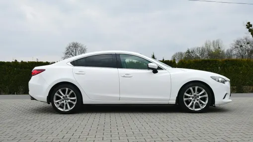 MAZDA 6 -