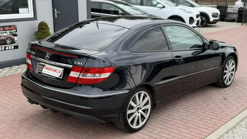 MERCEDES-BENZ CLC -