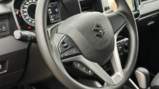 SUZUKI Ignis -