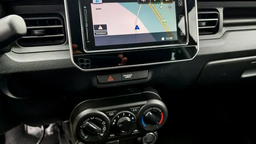 SUZUKI Ignis -
