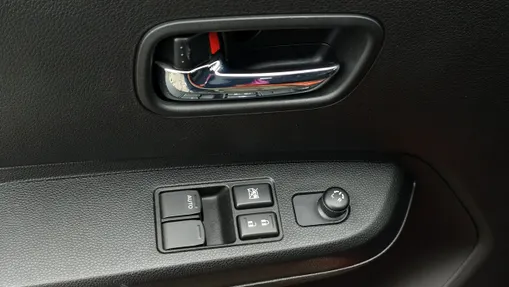 SUZUKI Ignis -