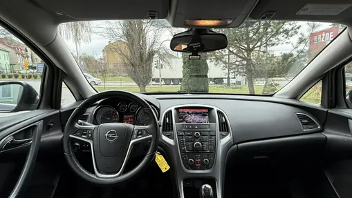 OPEL Astra -