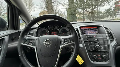 OPEL Astra -