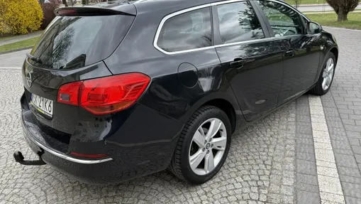 OPEL Astra -