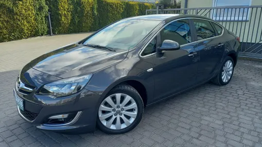 OPEL Astra -