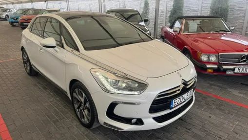 CITROEN DS5 -