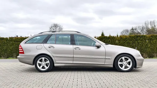 MERCEDES-BENZ C Klasa -