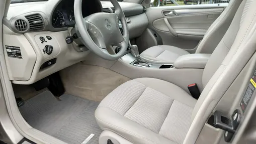MERCEDES-BENZ C Klasa -