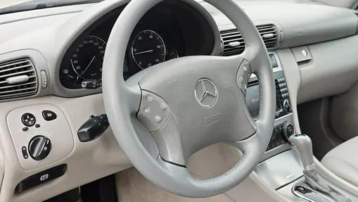 MERCEDES-BENZ C Klasa -