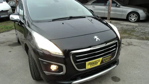 PEUGEOT 3008 -