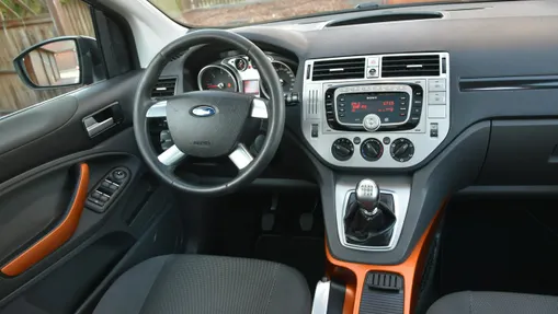 FORD Kuga -