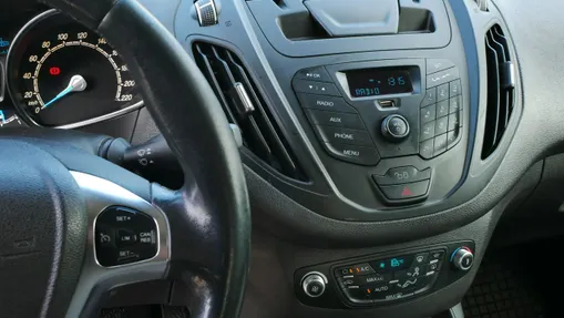 FORD Tourneo Courier -