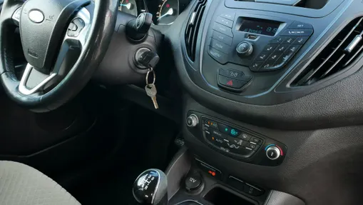 FORD Tourneo Courier -