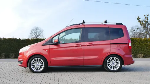 FORD Tourneo Courier -