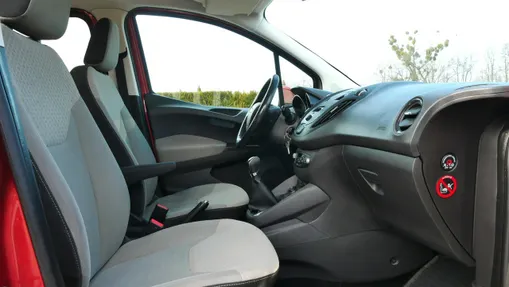 FORD Tourneo Courier -