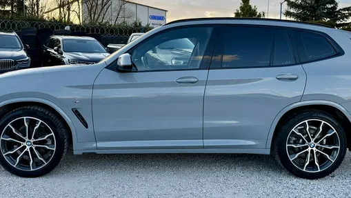 BMW X3 -