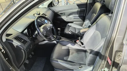 MITSUBISHI ASX -