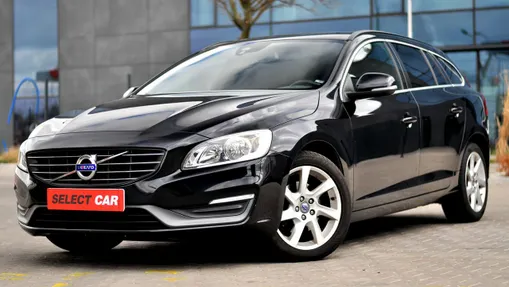 VOLVO V60 -