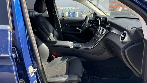 MERCEDES-BENZ GLC -