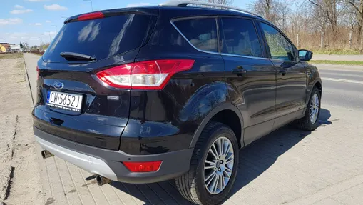 FORD Kuga -