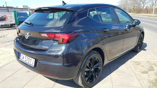 OPEL Astra -