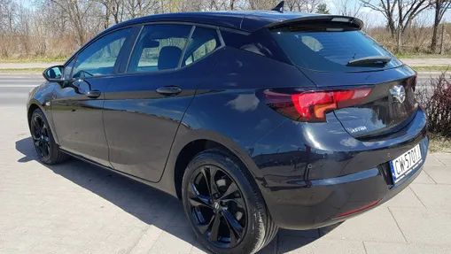 OPEL Astra -