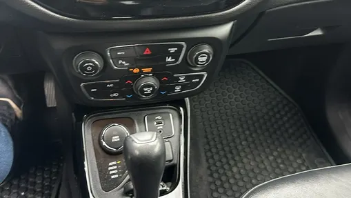 JEEP Compass -