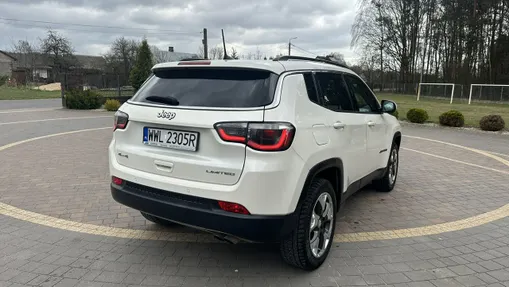 JEEP Compass -