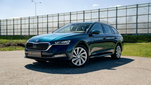 SKODA Octavia -