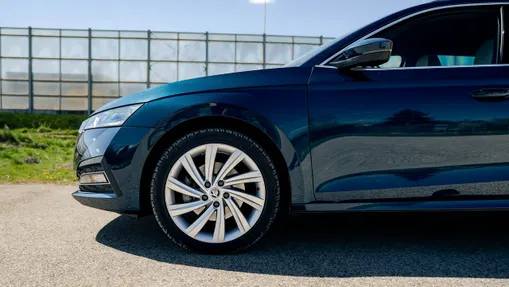 SKODA Octavia -