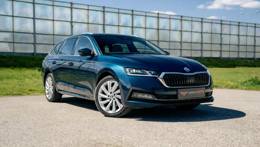 SKODA Octavia -