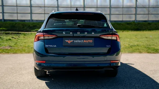SKODA Octavia -
