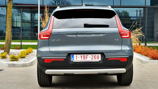 VOLVO XC40 -