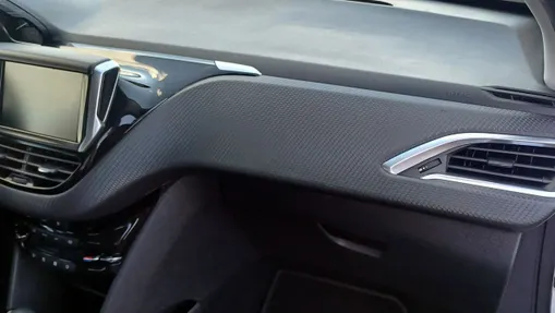 PEUGEOT 2008 -