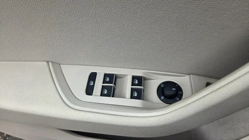 SKODA Superb -